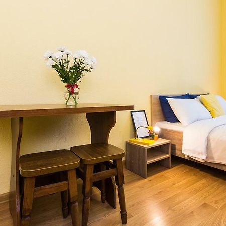 Modern 2Br Apartment In Central Lviv Bagian luar foto