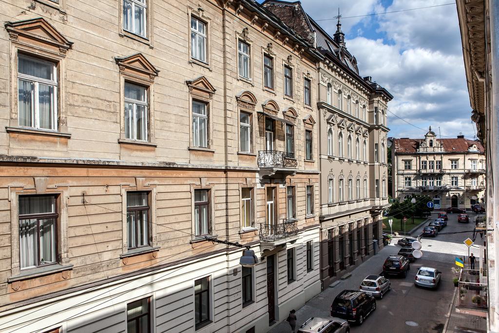 Modern 2Br Apartment In Central Lviv Bagian luar foto